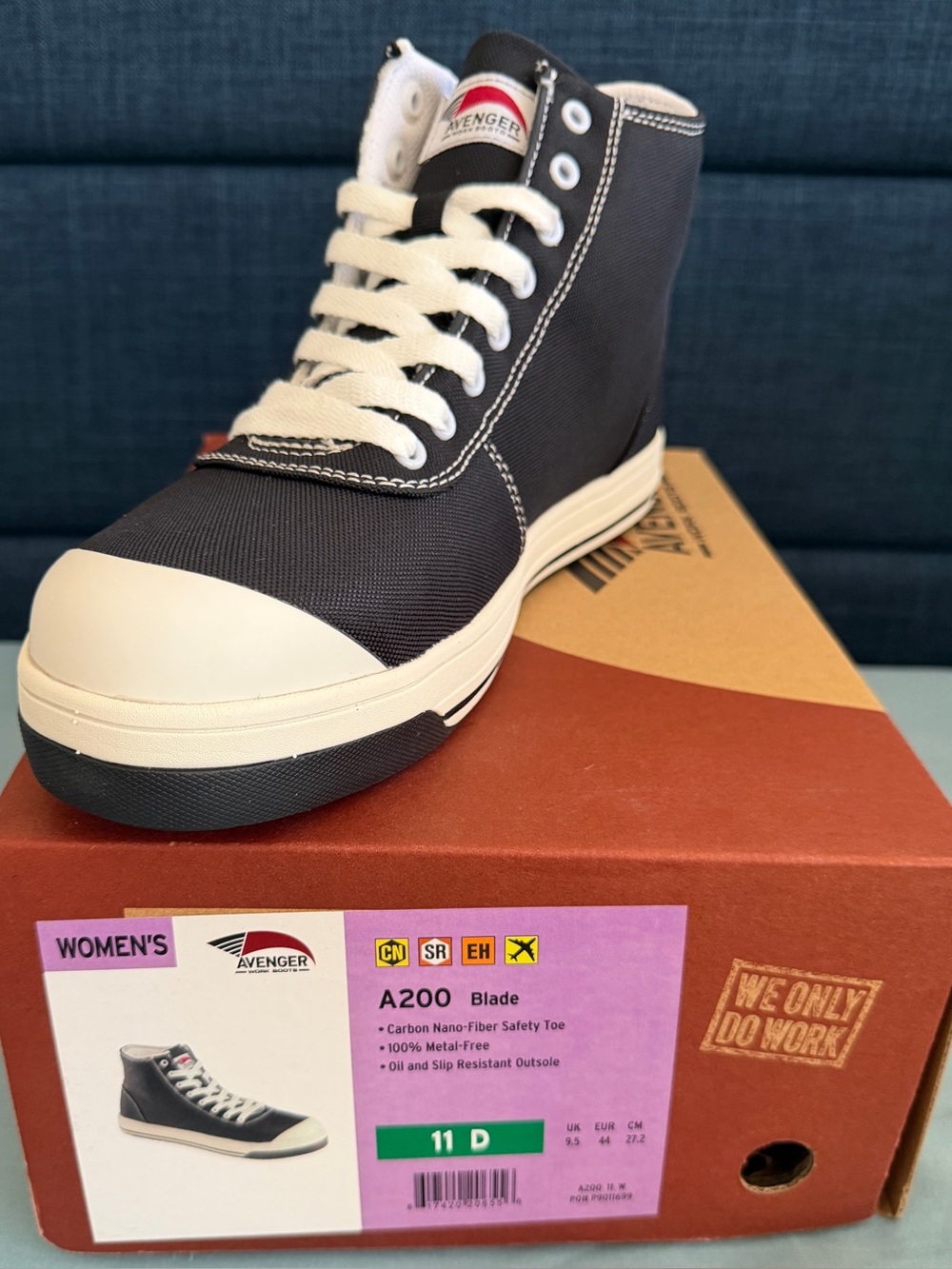 Avenger A200 Blade Women's Black High-Top Safety Sneaker